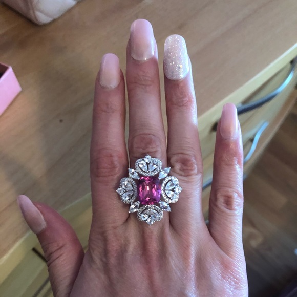 Large Silver and Pink Statement Ring - Picture 1 of 2